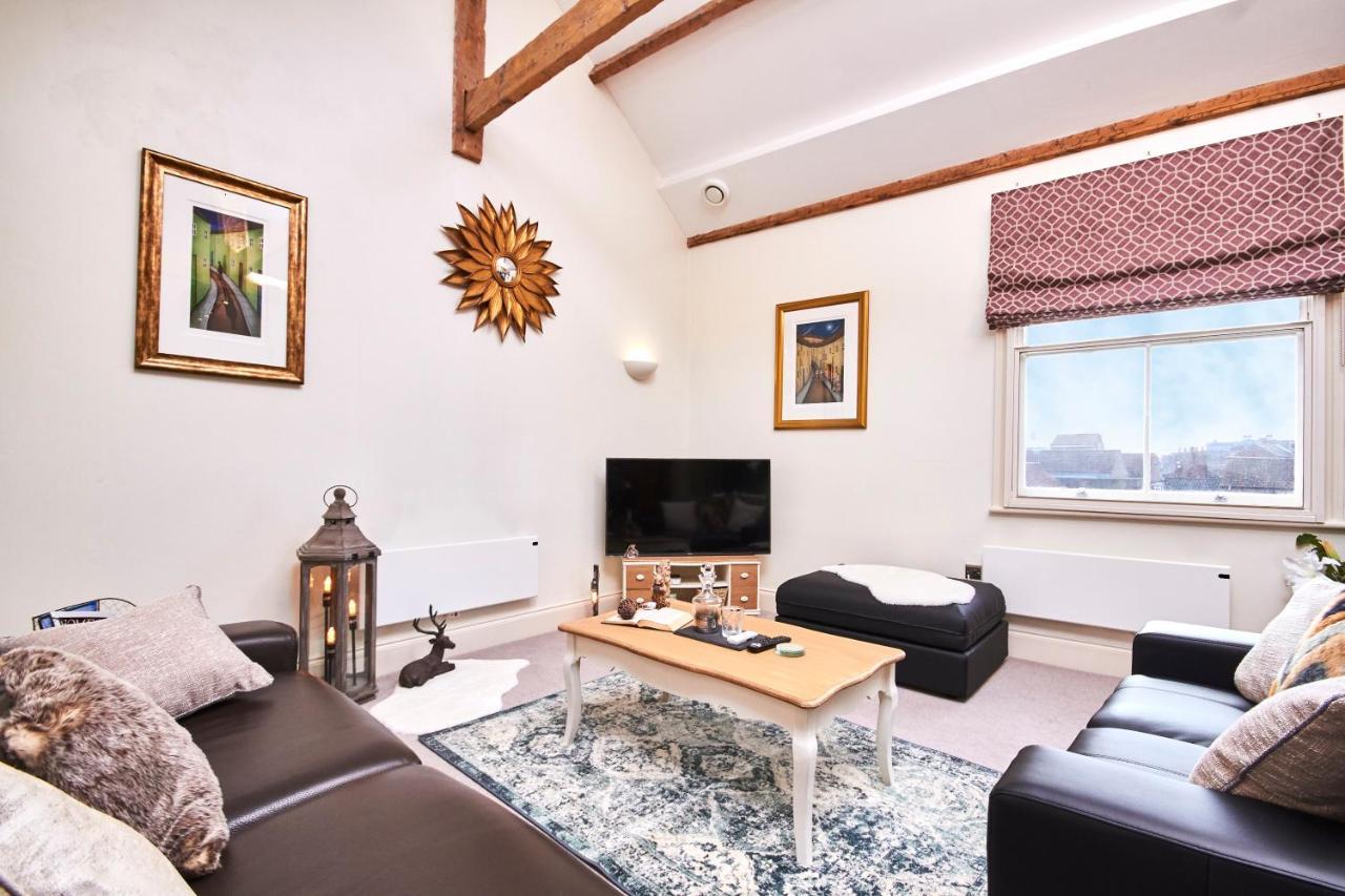 The Magical Gem Of York - Sleeps 7アパートメント エクステリア 写真