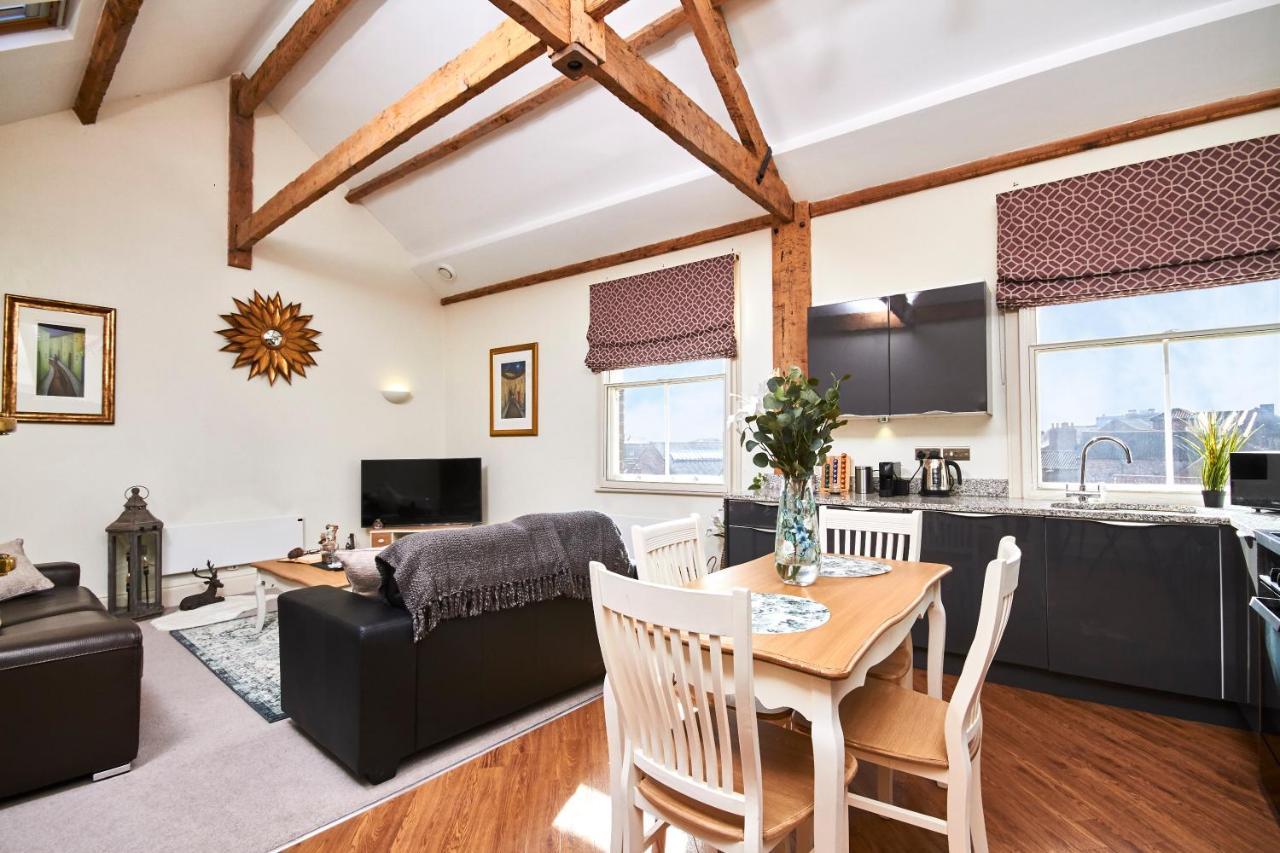 The Magical Gem Of York - Sleeps 7アパートメント エクステリア 写真